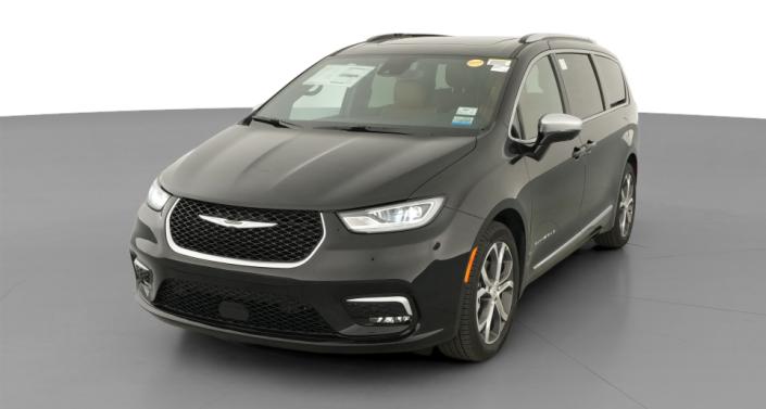 Thumbnail: 2026 Chrysler Pacifica - 1