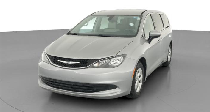 Thumbnail: 2017 Chrysler Pacifica - 1