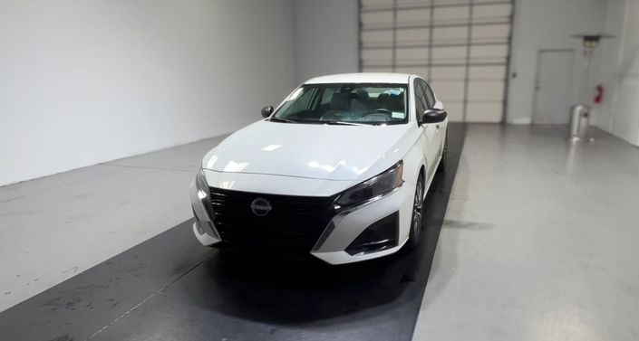 Thumbnail: 2025 Nissan Altima - 1