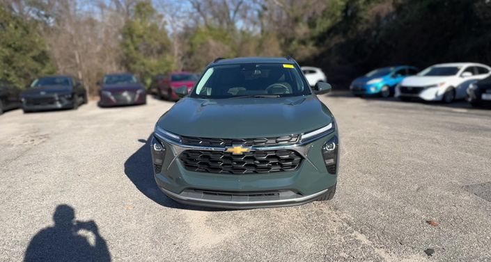 Thumbnail: 2025 Chevrolet Trax - 1