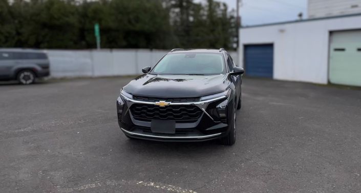 Thumbnail: 2025 Chevrolet Trax - 1