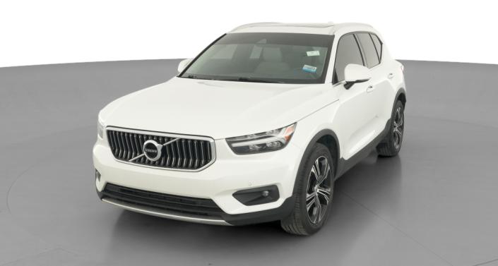 Thumbnail: 2021 Volvo XC40 - 1