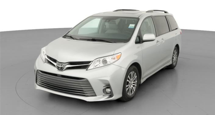 Thumbnail: 2020 Toyota Sienna - 1