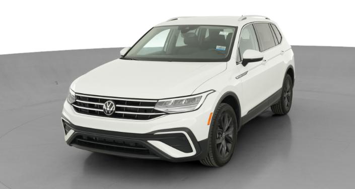 Thumbnail: 2022 Volkswagen Tiguan - 1