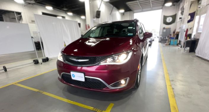 Thumbnail: 2017 Chrysler Pacifica - 1