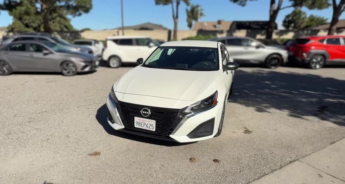 Thumbnail: 2025 Nissan Altima - 1