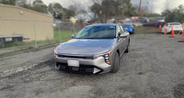 Thumbnail: 2025 Kia K4 - 1