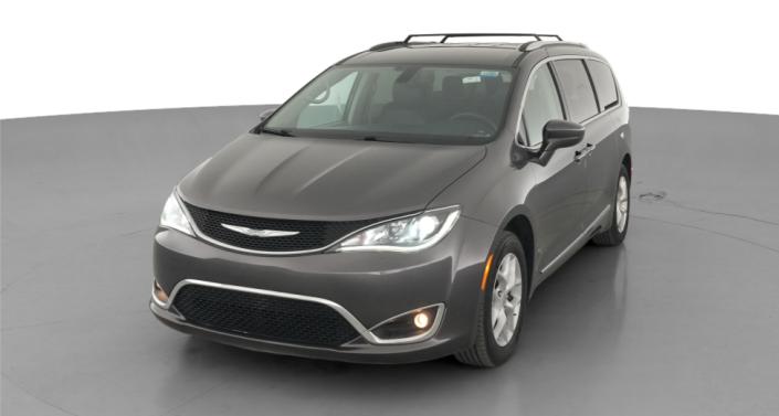Thumbnail: 2017 Chrysler Pacifica - 1