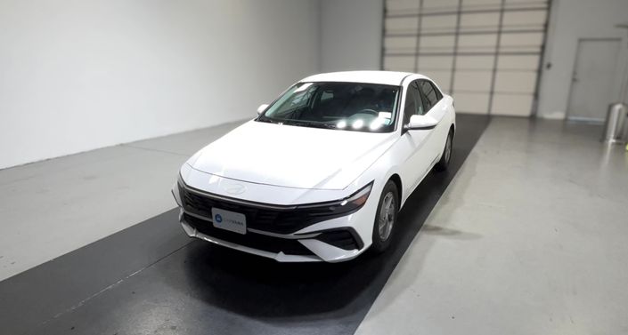 Thumbnail: 2025 Hyundai Elantra - 1