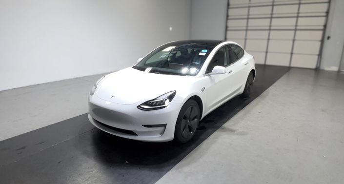Thumbnail: 2020 Tesla Model 3 - 1