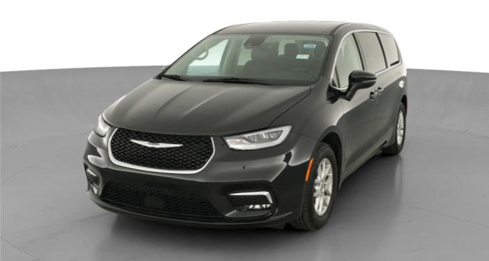 Thumbnail: 2023 Chrysler Pacifica - 1