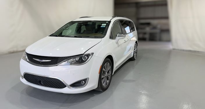 Thumbnail: 2018 Chrysler Pacifica - 1