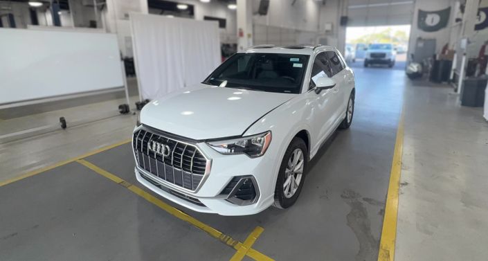 Thumbnail: 2022 Audi Q3 - 1