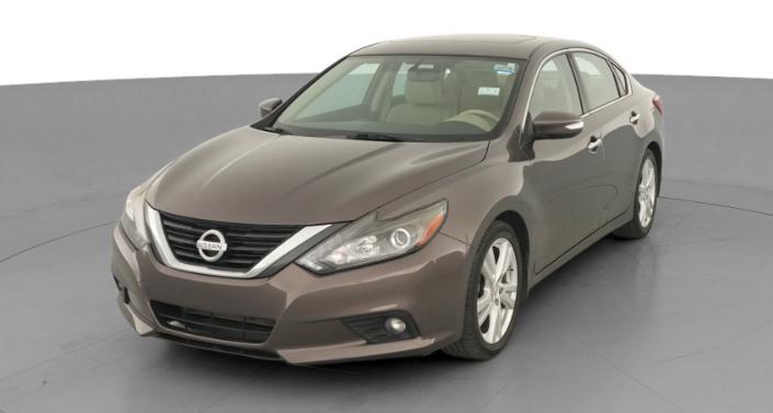 Thumbnail: 2017 Nissan Altima - 1