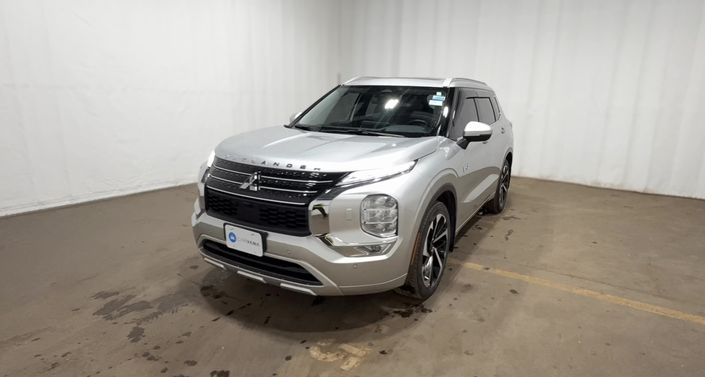 Thumbnail: 2023 Mitsubishi Outlander - 1