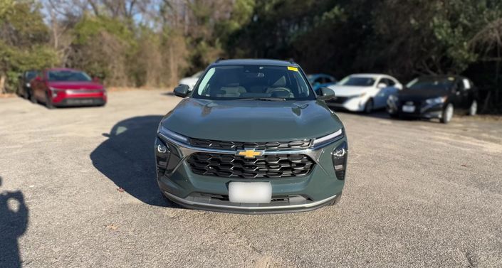 Thumbnail: 2025 Chevrolet Trax - 1