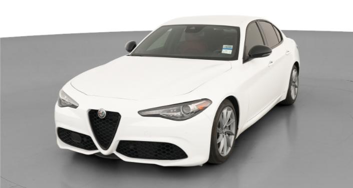 Thumbnail: 2022 Alfa Romeo Giulia - 1