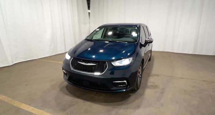 Thumbnail: 2023 Chrysler Pacifica - 1