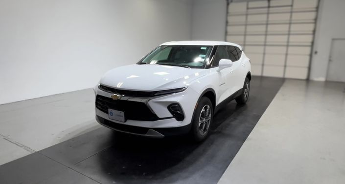 Thumbnail: 2025 Chevrolet Blazer - 1