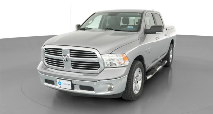 Thumbnail: 2019 RAM 1500 Classic - 1