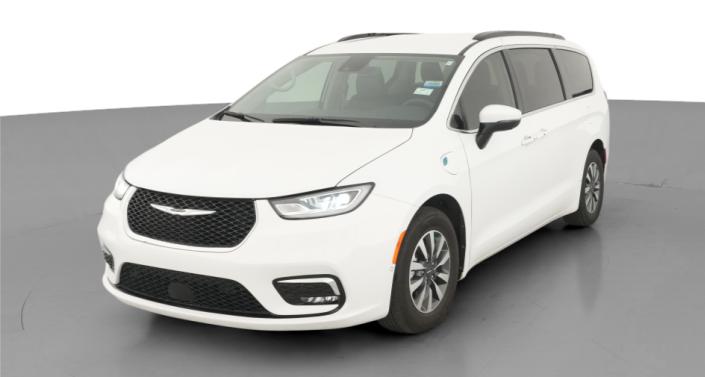 Thumbnail: 2023 Chrysler Pacifica - 1