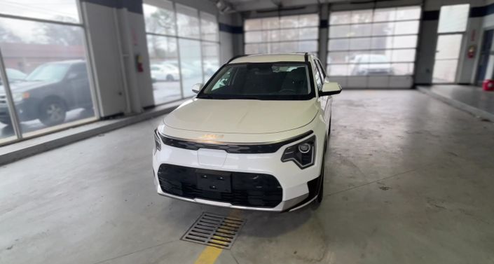 Thumbnail: 2023 Kia Niro - 1
