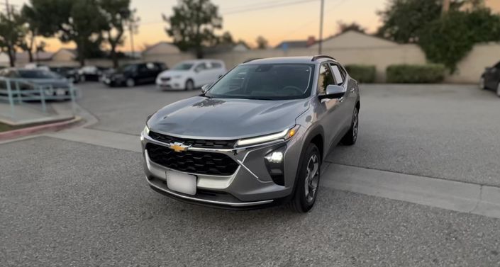 Thumbnail: 2025 Chevrolet Trax - 1