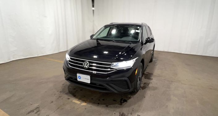 Thumbnail: 2023 Volkswagen Tiguan - 1