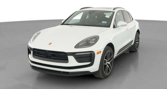 Thumbnail: 2023 Porsche Macan - 1