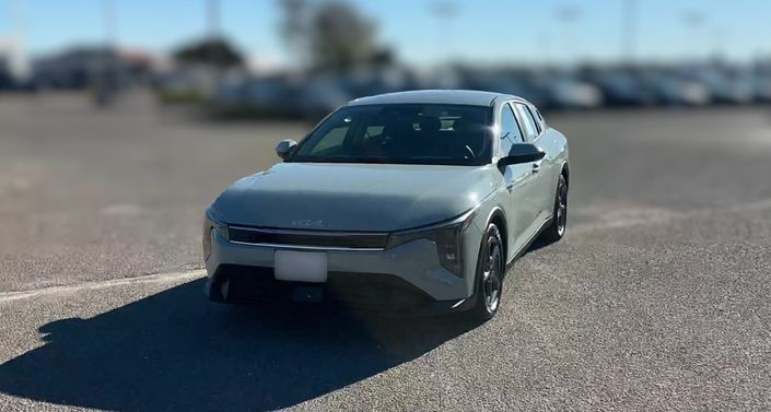 Thumbnail: 2025 Kia K4 - 1