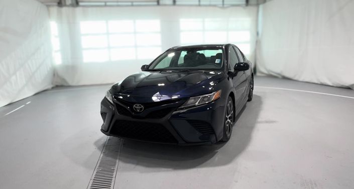Thumbnail: 2019 Toyota Camry - 1