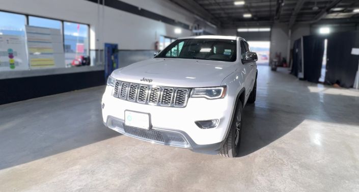 Thumbnail: 2017 Jeep Grand Cherokee - 1