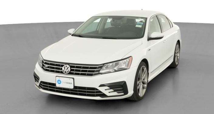 Thumbnail: 2017 Volkswagen Passat - 1