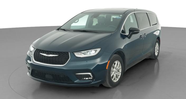 Thumbnail: 2025 Chrysler Pacifica - 1