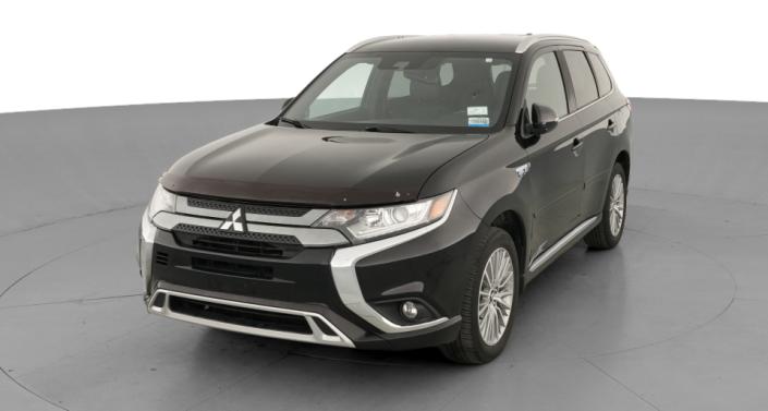 Thumbnail: 2020 Mitsubishi Outlander - 1