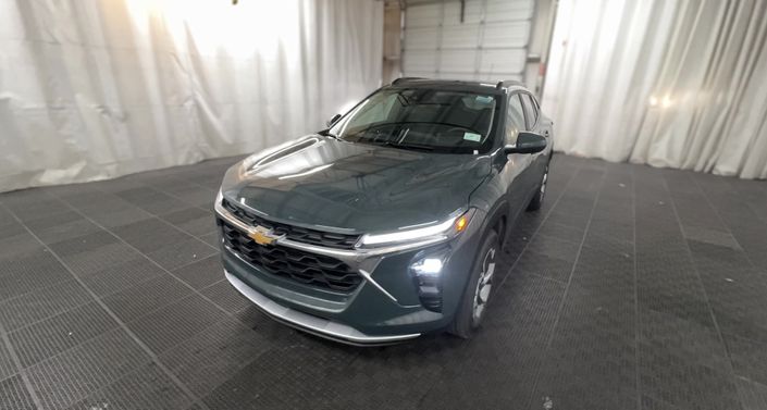 Thumbnail: 2025 Chevrolet Trax - 1