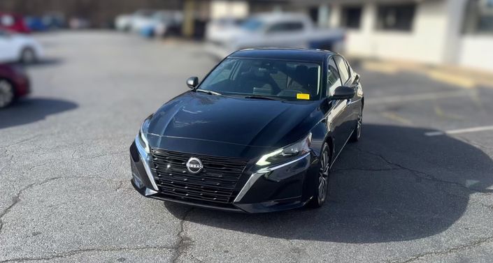 Thumbnail: 2025 Nissan Altima - 1