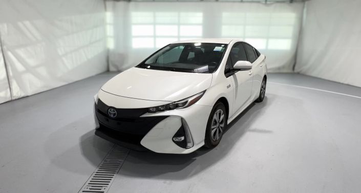 Thumbnail: 2017 Toyota Prius Prime - 1