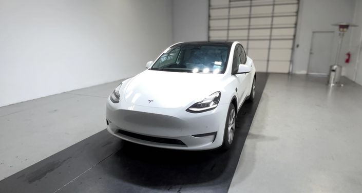 Thumbnail: 2022 Tesla Model Y - 1