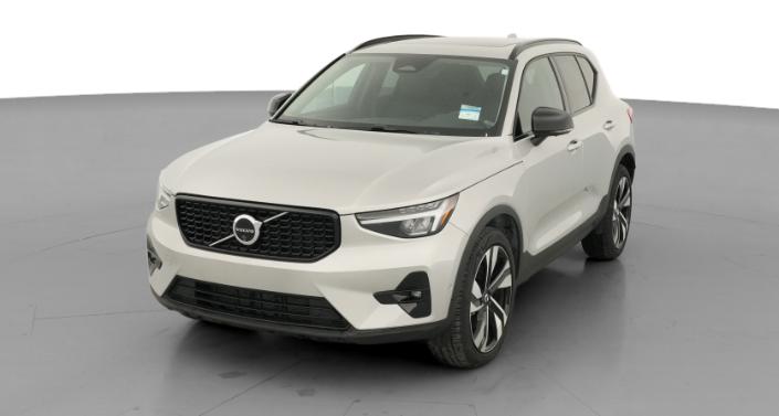 Thumbnail: 2025 Volvo XC40 - 1