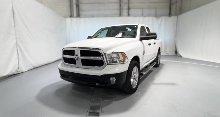 Thumbnail: 2019 RAM 1500 Classic - 1