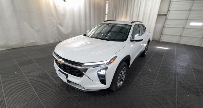 Thumbnail: 2025 Chevrolet Trax - 1