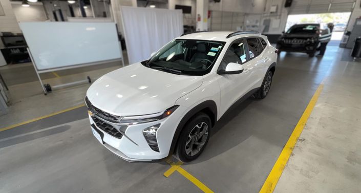 Thumbnail: 2025 Chevrolet Trax - 1