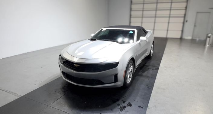 Thumbnail: 2019 Chevrolet Camaro - 1