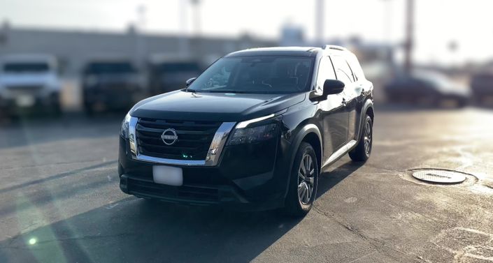Thumbnail: 2025 Nissan Pathfinder - 1