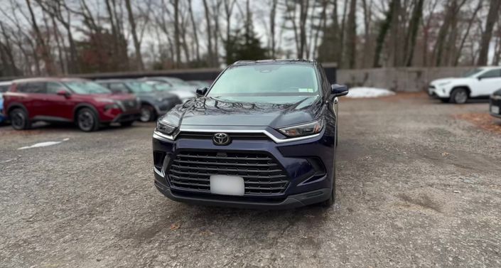 2025 Toyota Grand Highlander XLE -
                  Yaphank, NY
