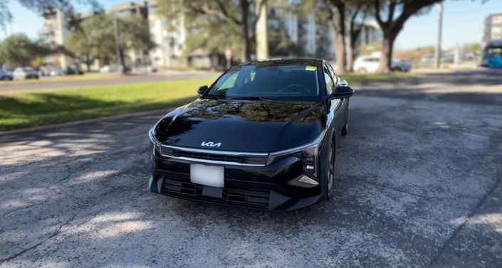 Thumbnail: 2025 Kia K4 - 1