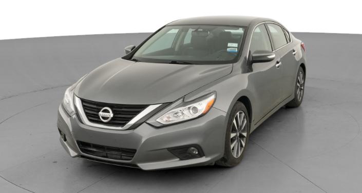 Thumbnail: 2017 Nissan Altima - 1