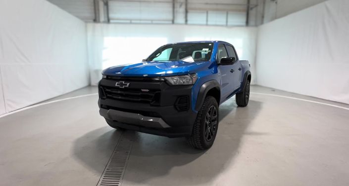 Thumbnail: 2023 Chevrolet Colorado - 1