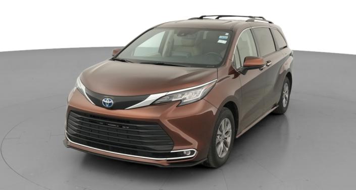 Thumbnail: 2023 Toyota Sienna - 1
